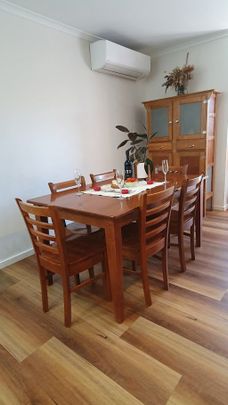Modern Comfort & Prime Location – A Hidden Gem in Leafy Alphington - Photo 1