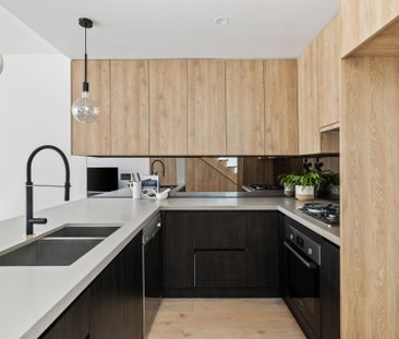 135 York St, Prahran - Photo 2