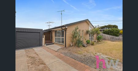 Neat 4 Bedroom Home - Photo 5