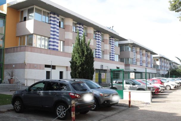 Sevilla, Andalusia 41020 - Photo 1