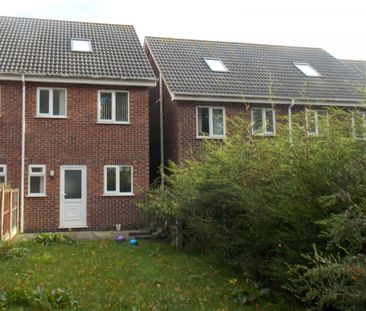 Mundys Drive, Heanor, Derbyshire, DE75 - Photo 2