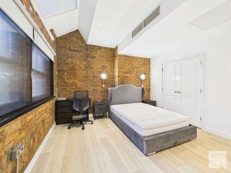 :: Gramercy House, M1 - Photo 2