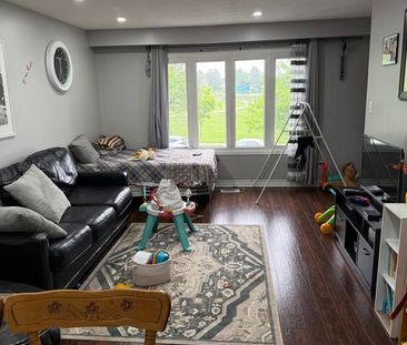 For Lease - 113 Weybridge Trail, Brampton, Ontario - Photo 2