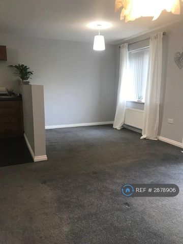 2 bedroom flat to rent - Photo 4