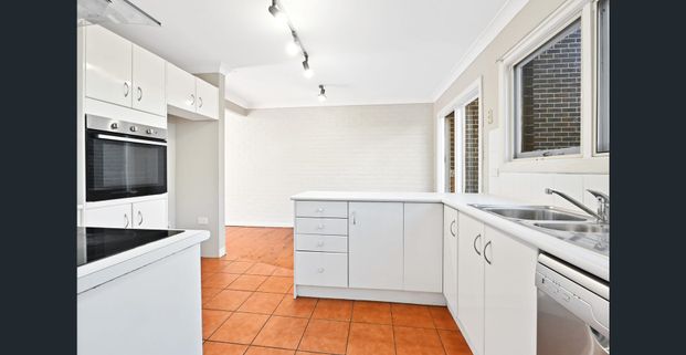 3 Bedroom Townhouse with private Spa - Photo 1