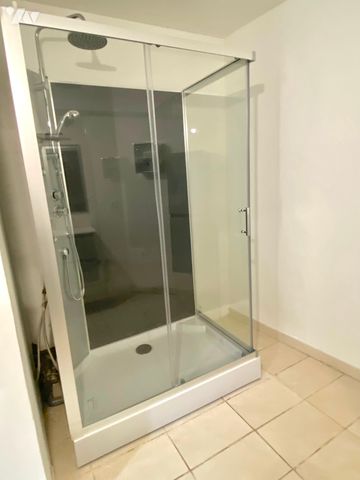 CHARTRES – CENTRE VILLE, 5 MN. A PIED DE LA GARE BEAU 3 PIECES LUMINEUX 1er Et. 75.86m² Hab. - Photo 5