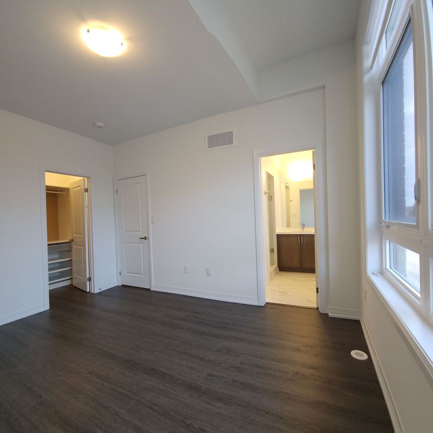 For Lease - 21 Riley Reed Lane, Richmond Hill, Ontario - Photo 1