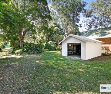 7 Maclaurin Avenue, East Hills NSW 2213 - House For Rent | Domain - Photo 5
