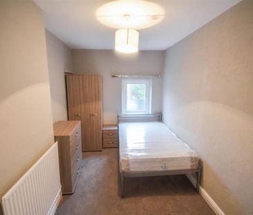 5 bedroom house to rent - Photo 1