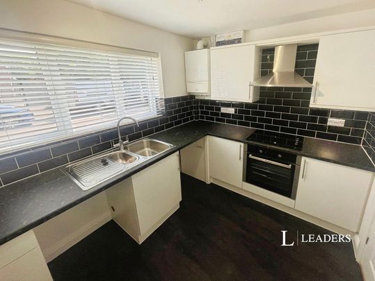 2 bedroom house to rent - Photo 1