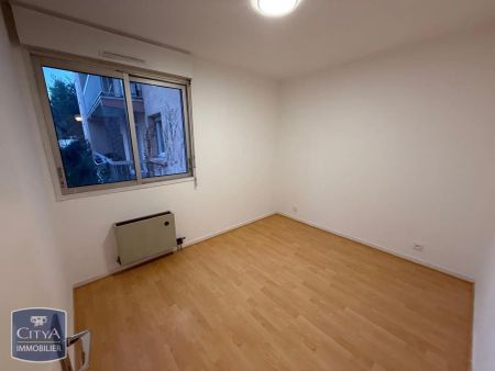 Appartement à louer 4 pièces 83.24m² - Photo 3