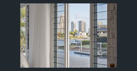 TSS Dress Circle - Waterfront Prestigious Residence - Fully Furnished - Photo 3