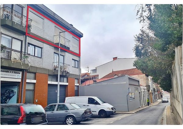 Apartamento T3 em Porto