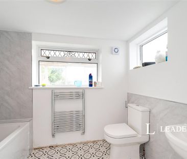 4 bedroom terraced house to rent - Photo 6