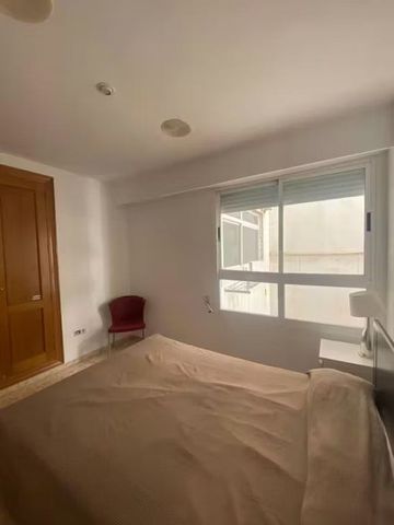 Carrer del Periodista José Ombuen, Valencia, Valencian Community 46010 - Photo 4