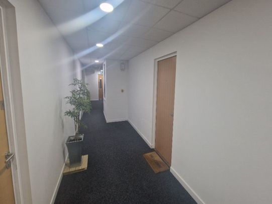 Albion Street, Flat 8/3 The Herald Building Glasgow, G1 1QT - Photo 1
