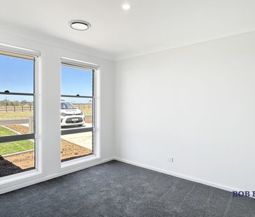 Stylish & Spacious Brand New Four Bedroom Home - Photo 3