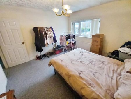 Cwmbach Road, ABERDARE - Photo 3