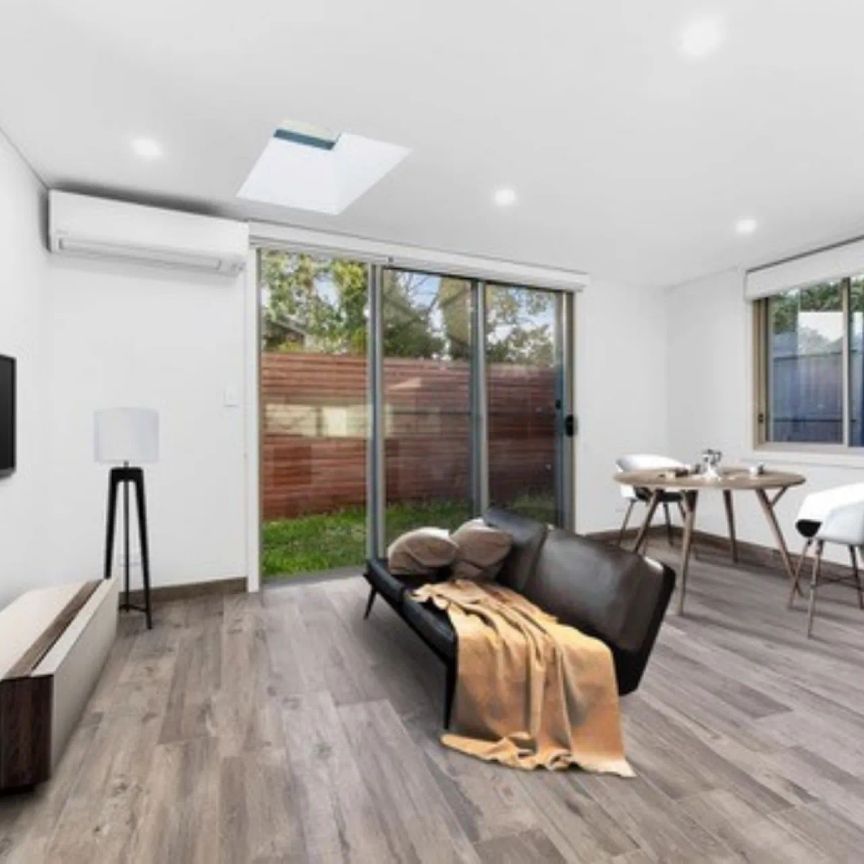 11A Blackwall Point Road, Chiswick. - Photo 1