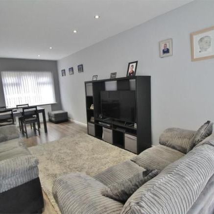 3 Bed Semi-Detached House, Fort Hill Road, S9 - Photo 1
