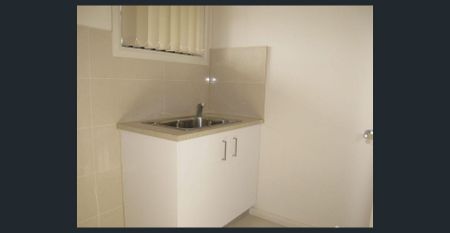 IDEAL LOCATION! - Photo 5