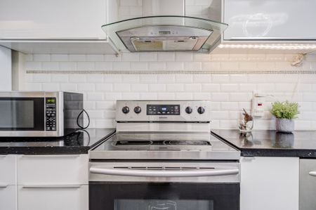 For Lease - 237 Ontario Street, Toronto, Ontario - Photo 5