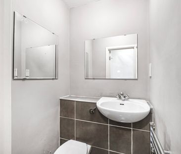 Roy Square, London, E14 8BY - Photo 6