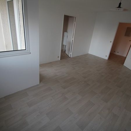 Location Appartement 1 pièce 37m² - Photo 3