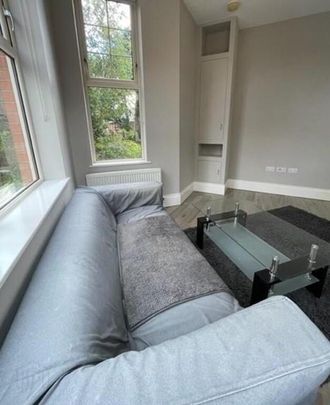 Apt 7, 35-37 Sans Souci Park, Malone Road, Belfast, BT9 5BZ - Photo 1