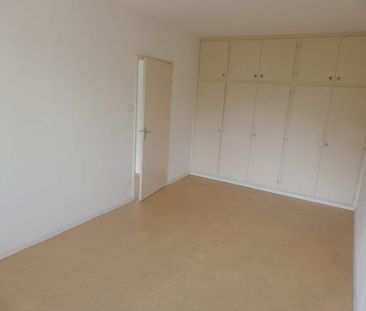 T2 Lingolsheim ROETHIG - EGLISE STE CROIX - Photo 3