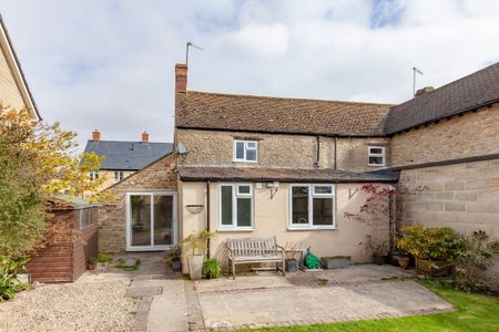 Corn Street Witney - Photo 5