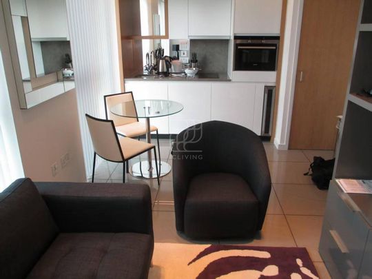 Studio to rent - Photo 1