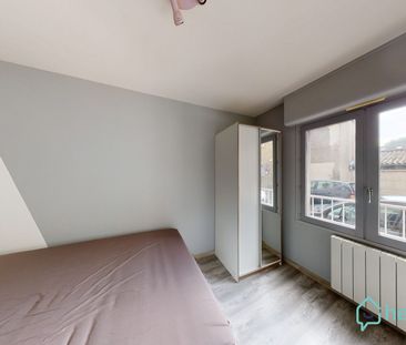 Location Appartement 3 pièces 53m² CHARLEVILLE MEZIERES 08000 - Photo 3