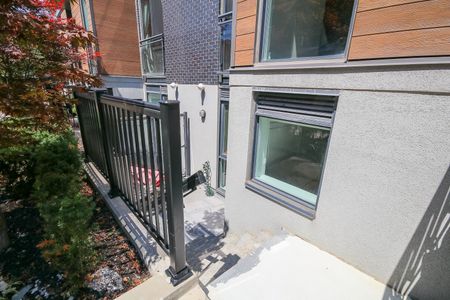 For Lease - 57 Macaulay Avenue Unit# TH - 802, Toronto, Ontario - Photo 3