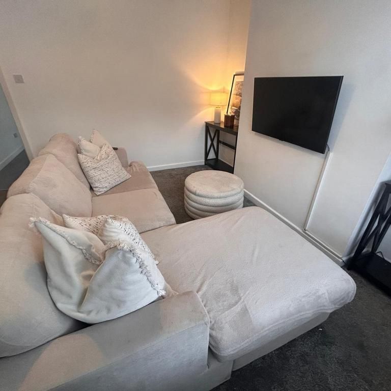 2 bedroom house to rent - Photo 1