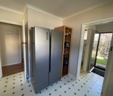 Mitcham - Photo 5