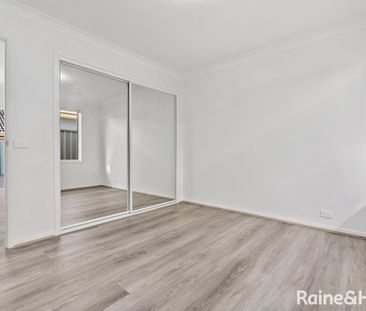 Beautiful 4-Bedroom House for Rent in Hoxton Park - Photo 5