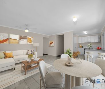 Room To Move In This 3 Bedroom Home. - Photo 2