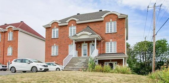 Condo a louer - Photo 2