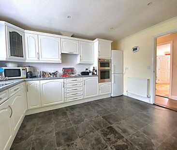 3 bedroom detached bungalow to rent - Photo 6