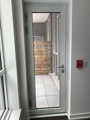 For Lease - 150 Logan Avenue Unit# 119, Toronto, Ontario - Photo 4