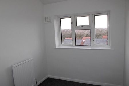 3 bedroom house to rent - Photo 2