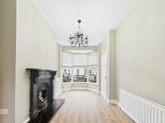 5 Kimberley Street - Photo 1