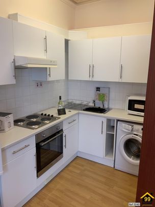 1 bed Flat in Union Street , Newton Abbot, TQ12 2JS - Photo 1