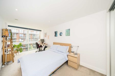 Gaumont Place, Streatham, SW2, London - Photo 3