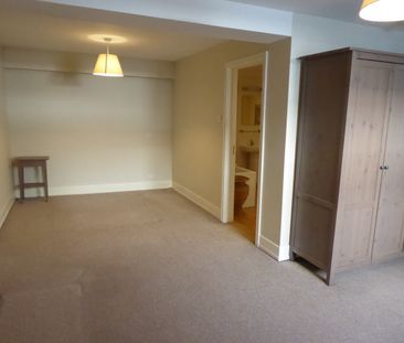 The Gun Room Flat/The Lyth - Photo 5