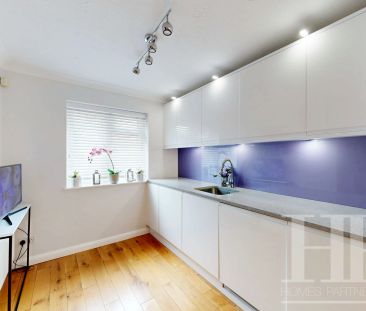 Mallard Close, Horley, RH6 - Photo 6