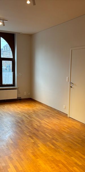 - GENT - Appartement met 2 slpk en koer - Foto 1