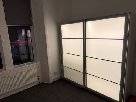 2 Bed Flat, Tantallon Road, G41 - Photo 2