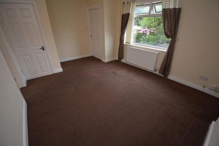 3 bedroom terraced house to rent - Photo 3
